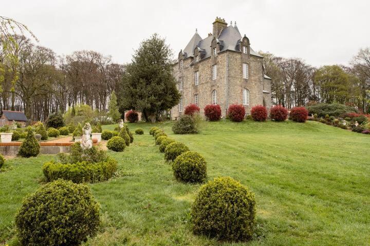 Chateau De Montbrault Fleurigné Eksteriør bilde